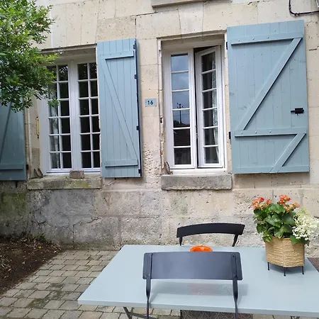 La De Perrine 3* Pierrefonds